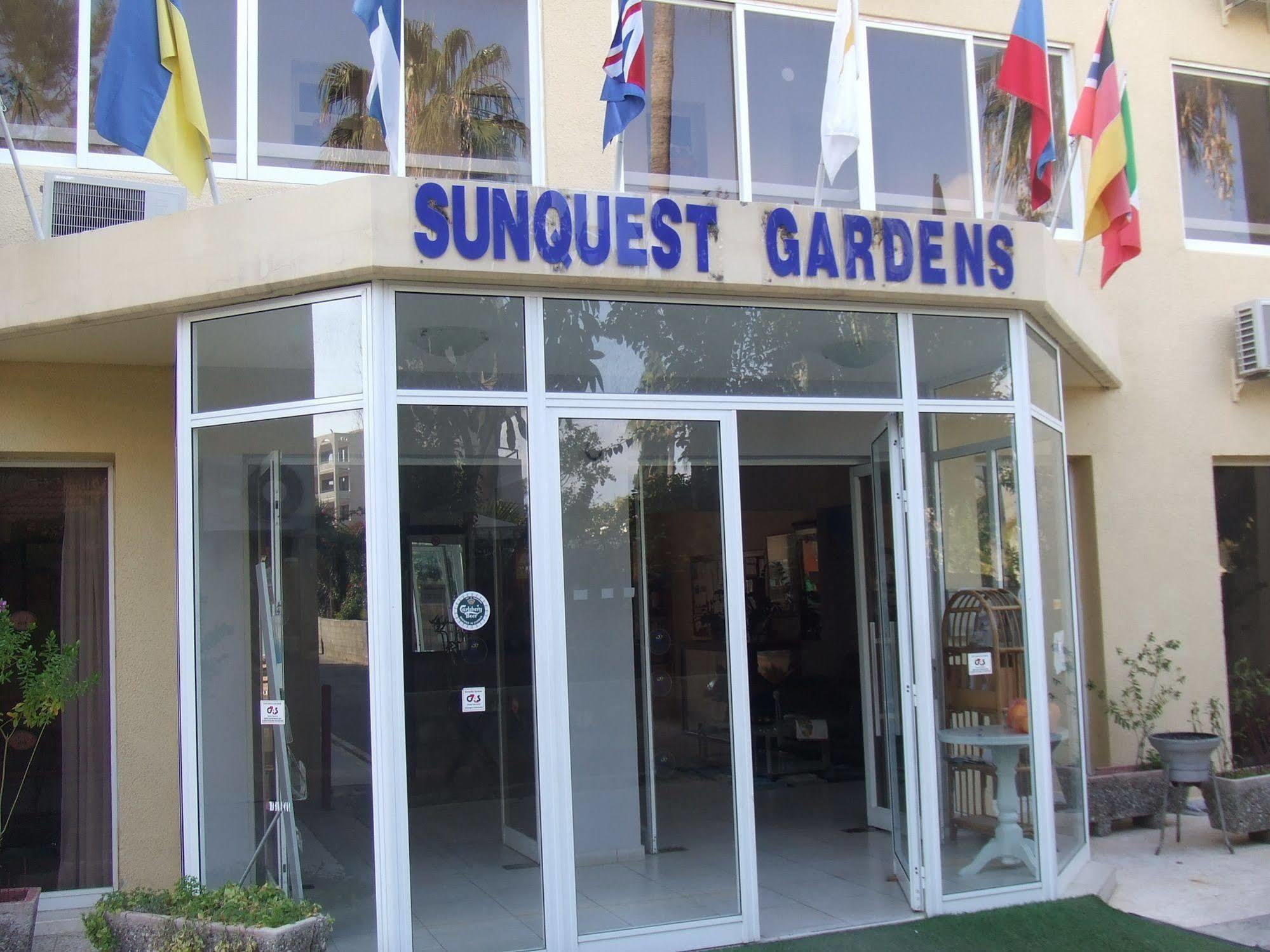 Sunquest Gardens Holiday Resort Лимасол Екстериор снимка